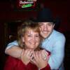 Chris Young & Suzanne (Pic #6)