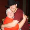 Chris Young & Edna (Pic #6)